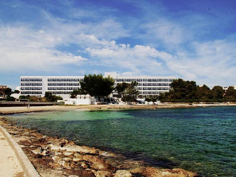 Els Pins Resort & Spa