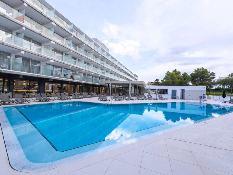 Els Pins Resort & Spa