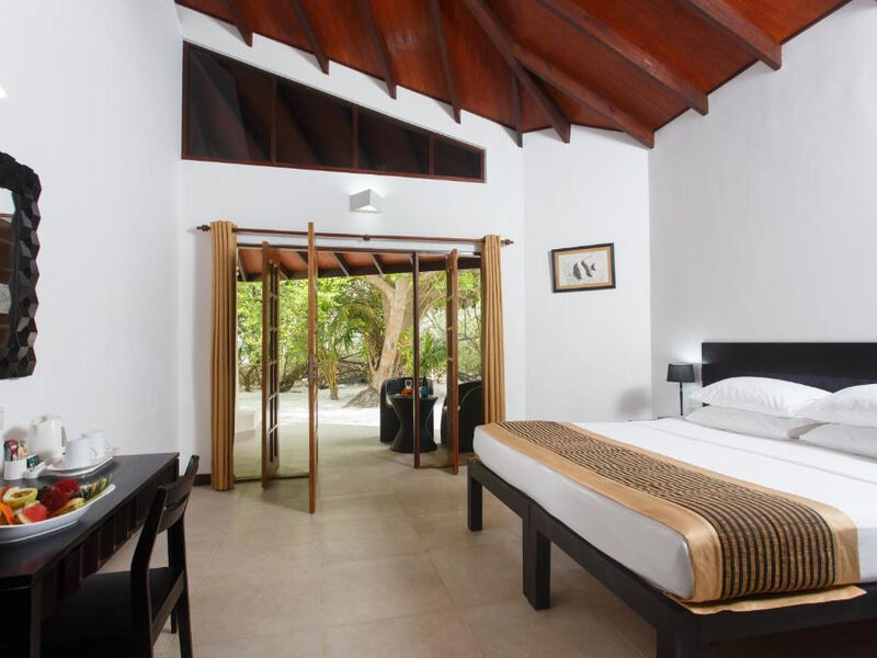 Embudu Village Resort