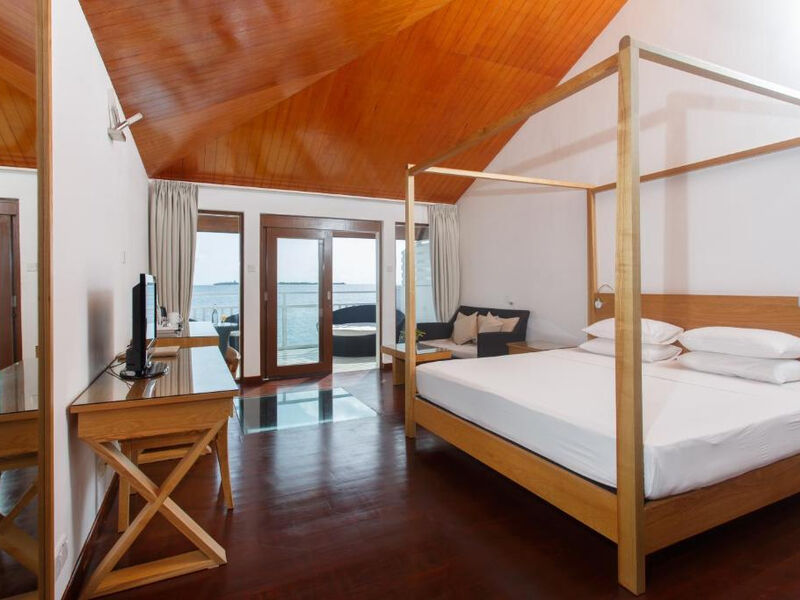 Embudu Village Resort