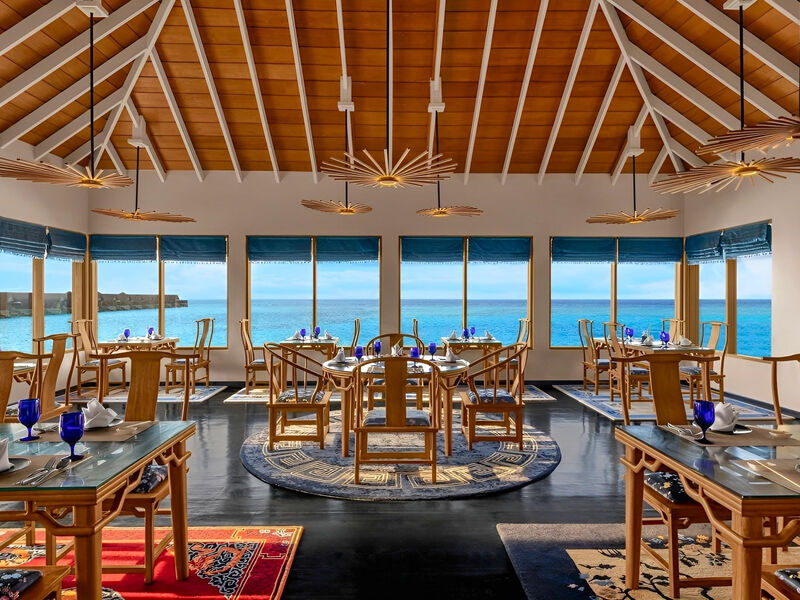 Emerald Faarufushi Resort & Spa