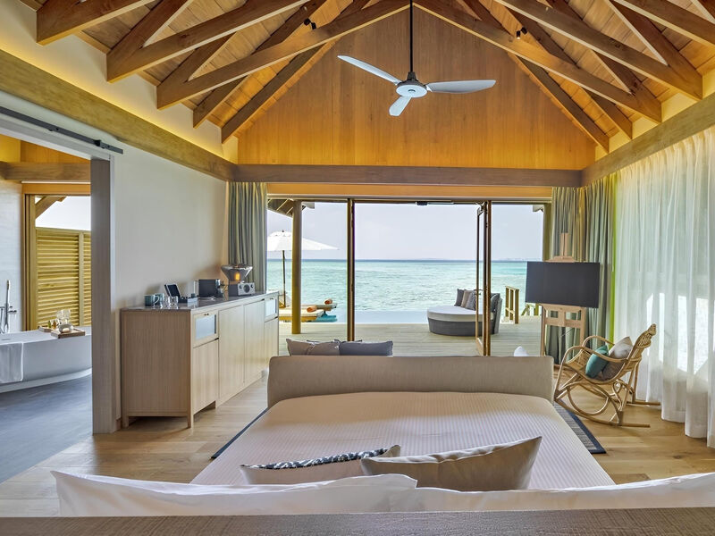 Emerald Faarufushi Resort & Spa