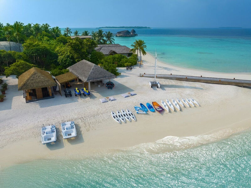 Emerald Faarufushi Resort And Spa