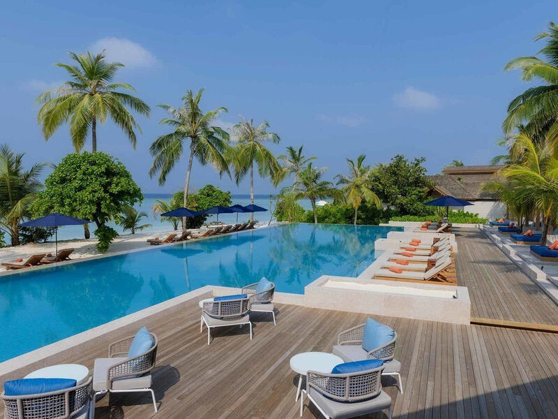 Emerald Faarufushi Resort And Spa