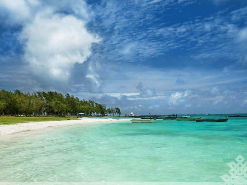 Emeraude Beach