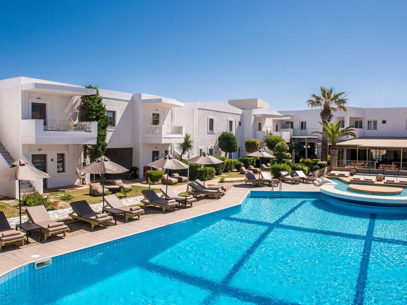 Enorme Maya Beach Resort