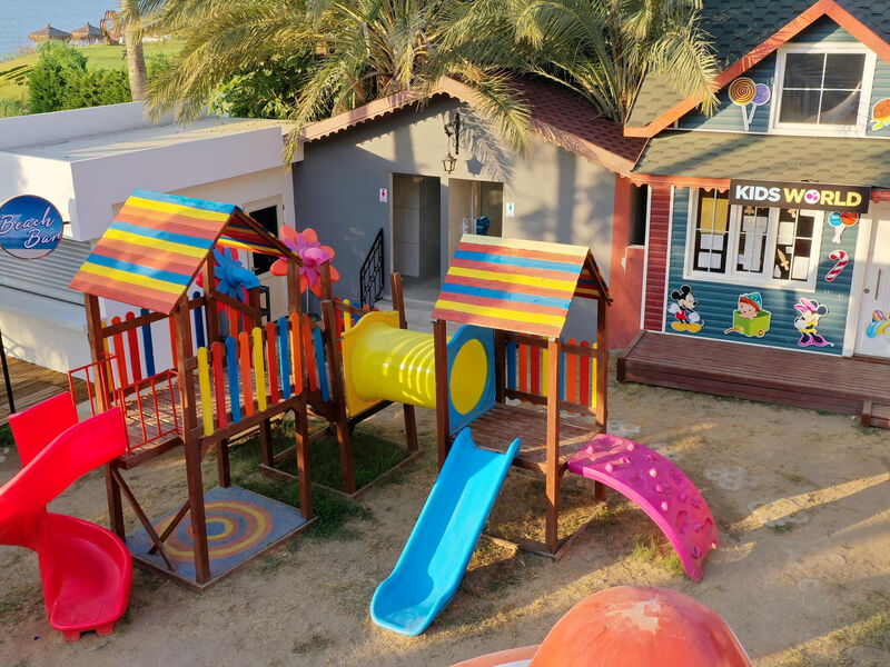 Eos Beach Resort By Selene