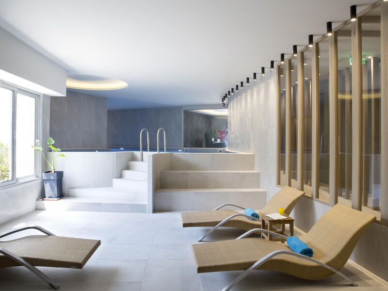 Eretria Hotel & Spa Resort