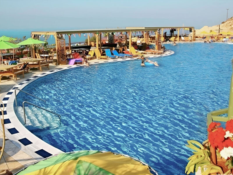 Eri Sun Village