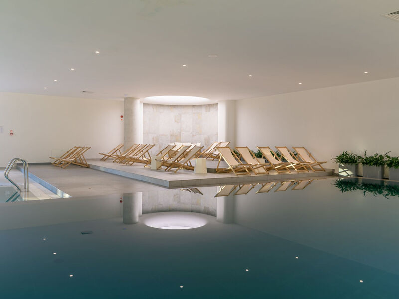 Esana Aquahouse