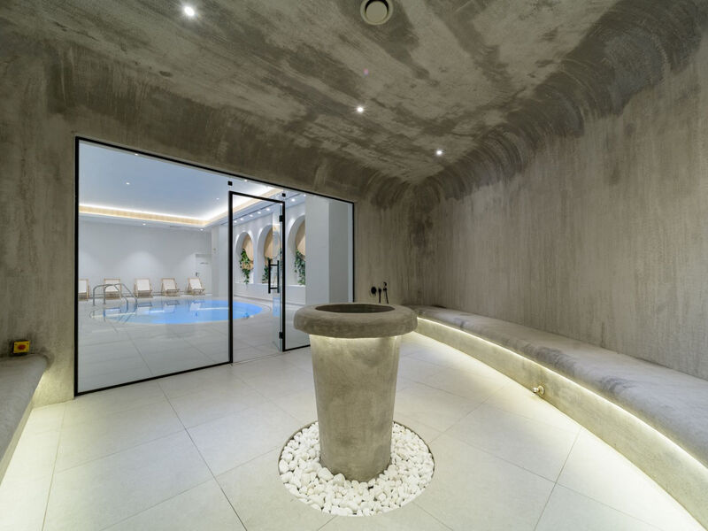 Esana Aquahouse
