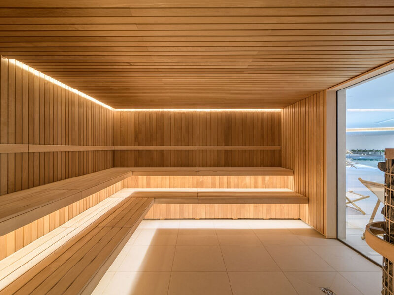 Esana Aquahouse