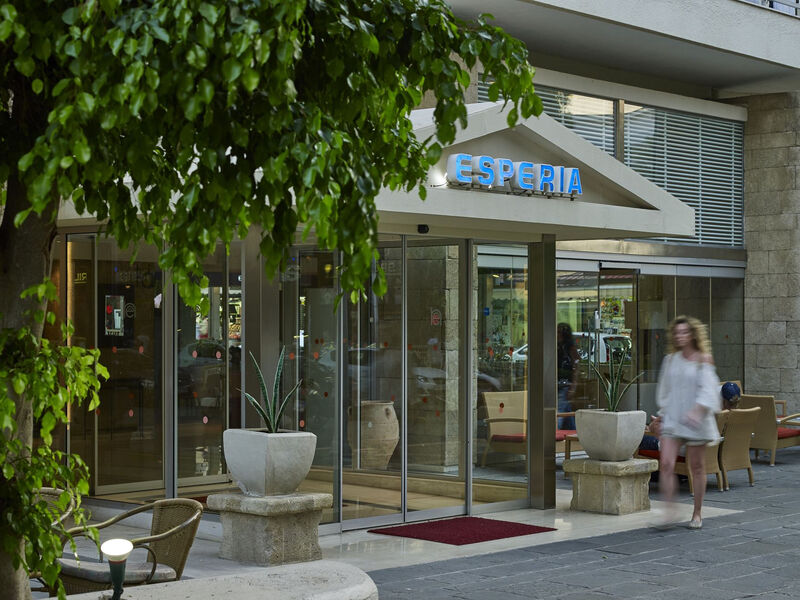 Esperia
