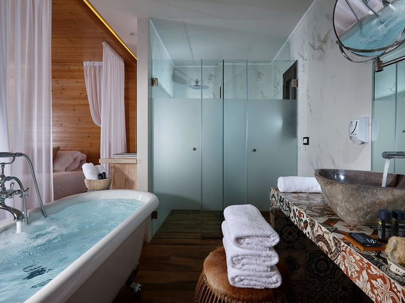 Esperides Villa & Spa