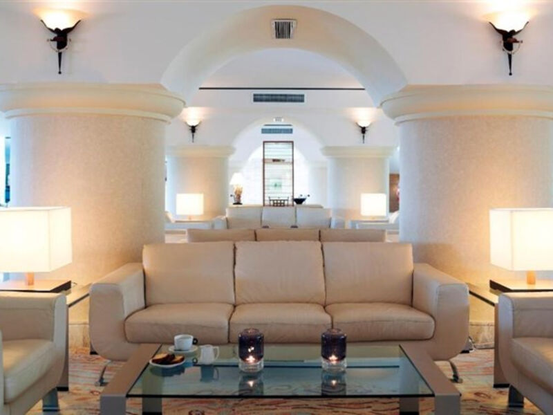 Esperos Palace