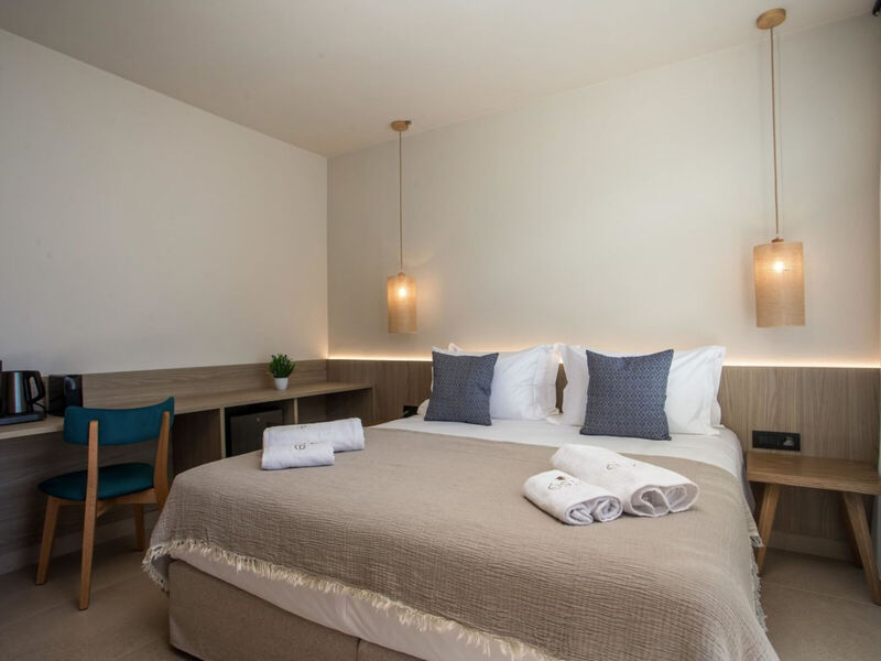 Este Elegant Suites & Villas