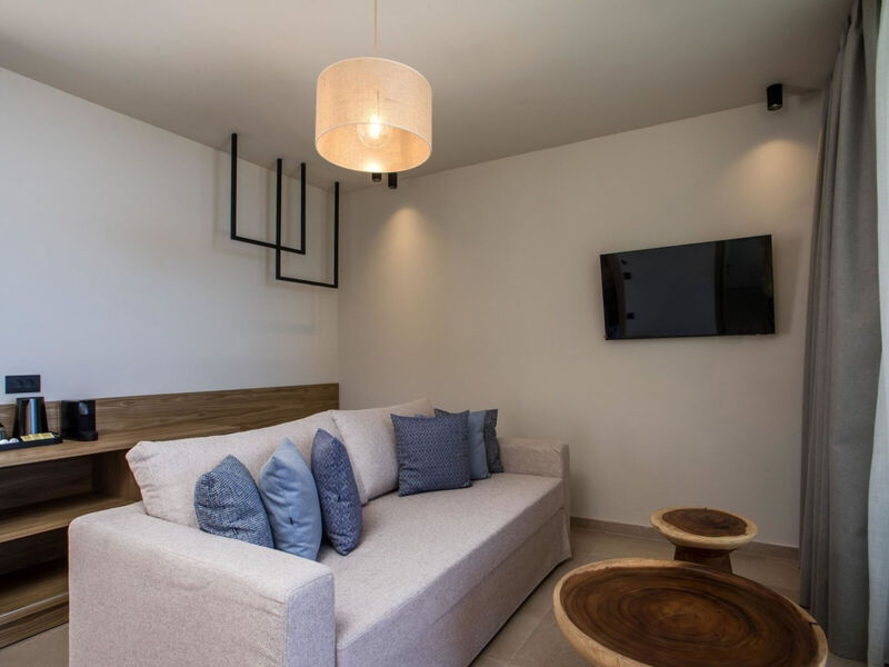 Este Elegant Suites & Villas