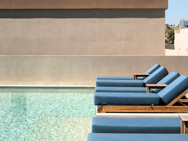 Este Elegant Suites & Villas