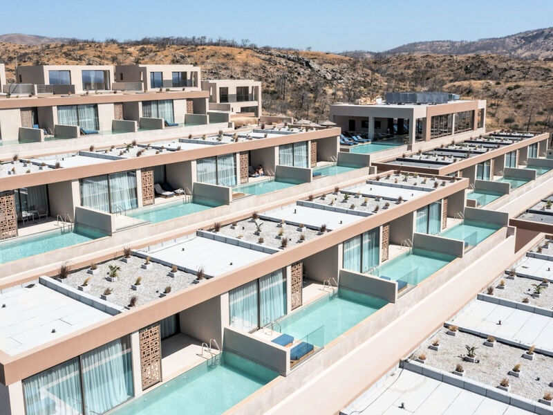 Este Elegant Suites & Villas