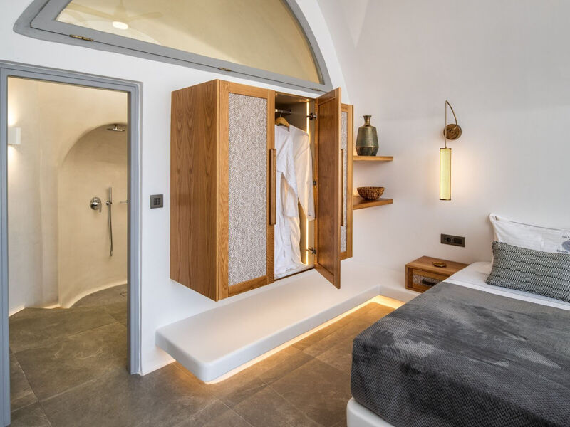 Eteoro Suites