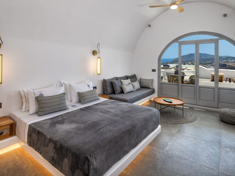 Eteoro Suites