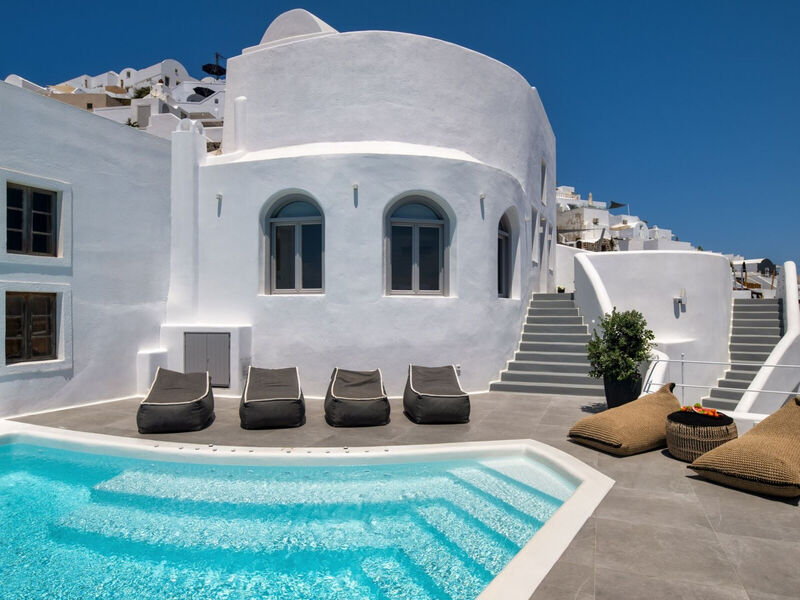 Eteoro Suites