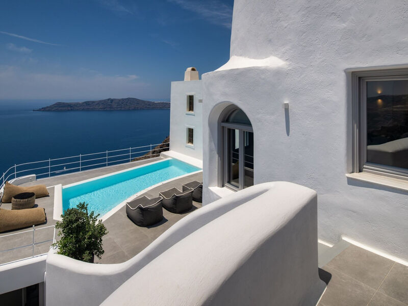 Eteoro Suites
