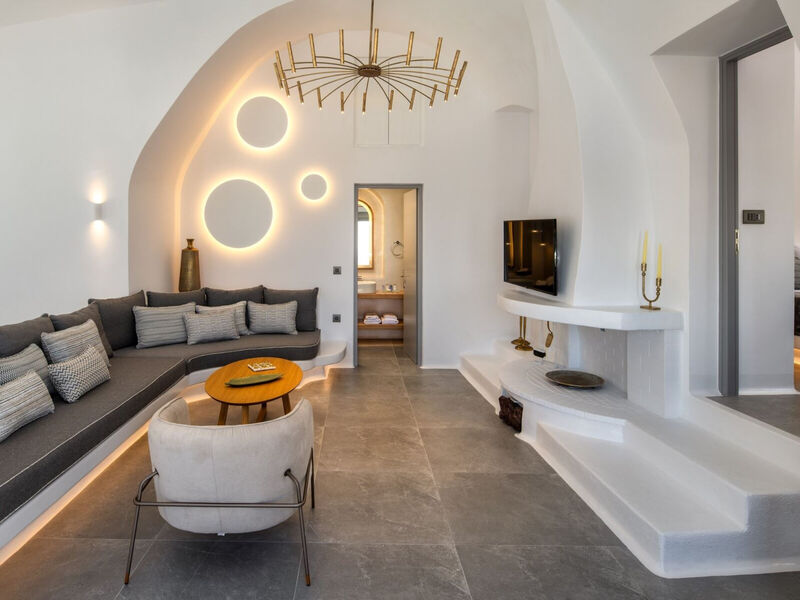 Eteoro Suites