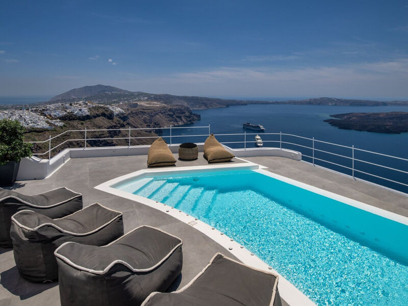 Eteoro Suites