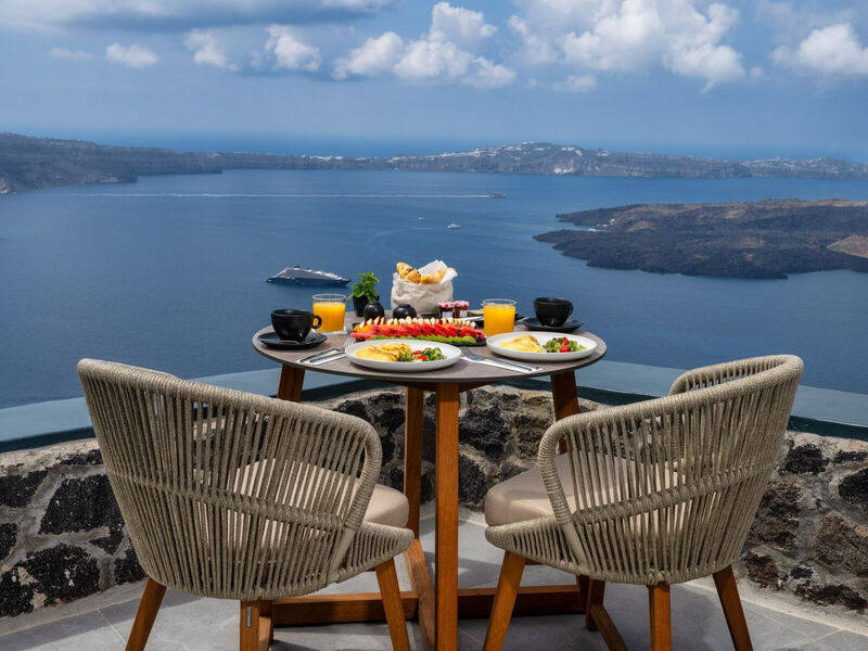 Eteoro Suites