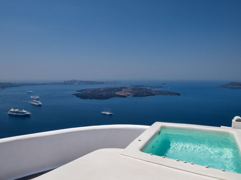 Eteoro Suites