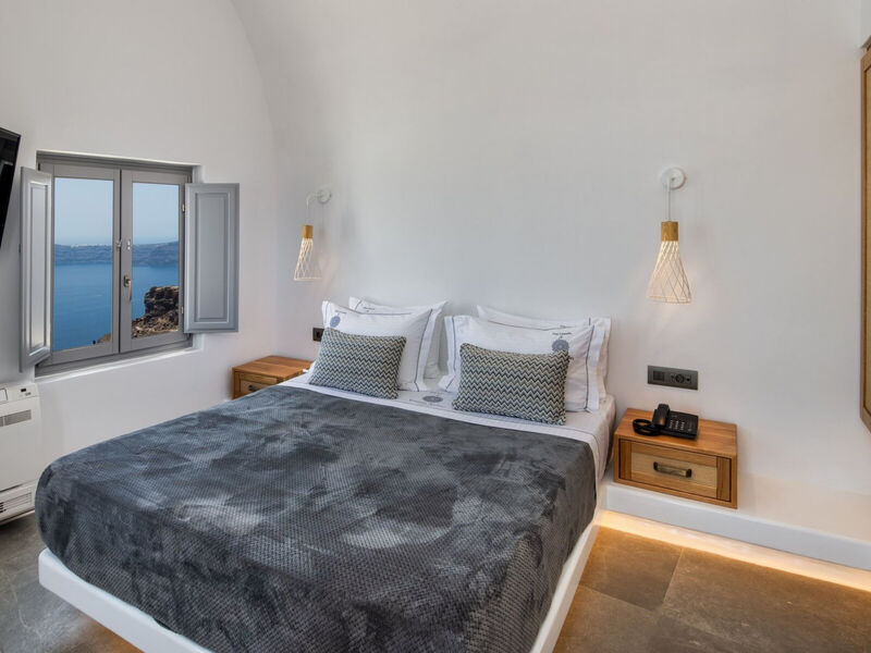 Eteoro Suites