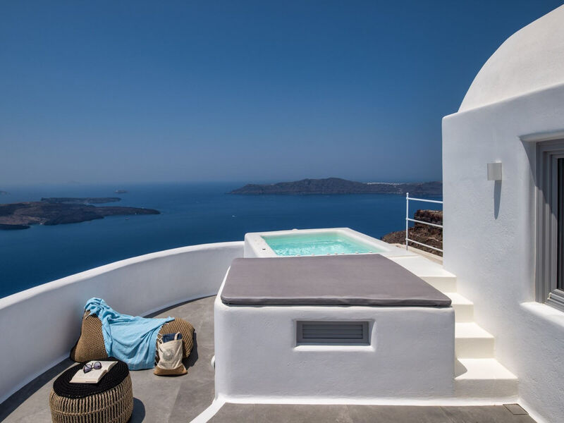 Eteoro Suites