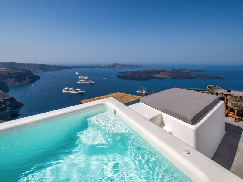 Eteoro Suites