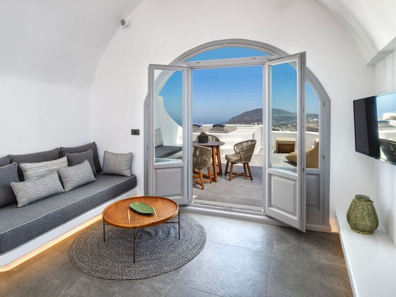 Eteoro Suites
