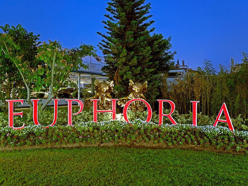 Euphoria Palm Beach Resort