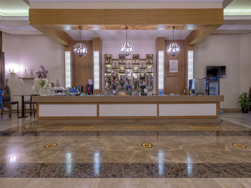 Euphoria Palm Beach