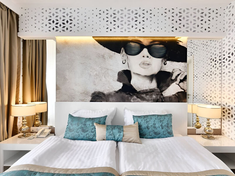 Europe Hotel & Casino