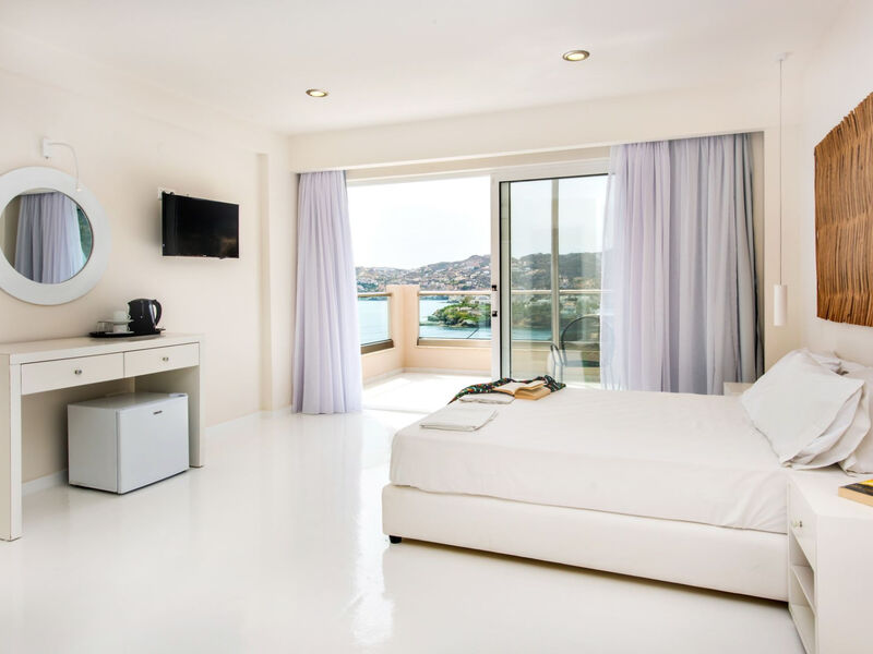 Eva Mare Hotel & Suites