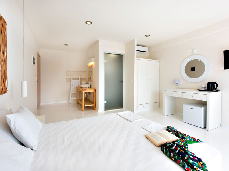 Eva Mare Hotel & Suites