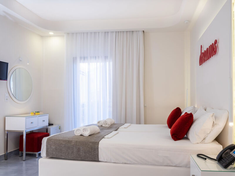 Eva Mare Hotel & Suites