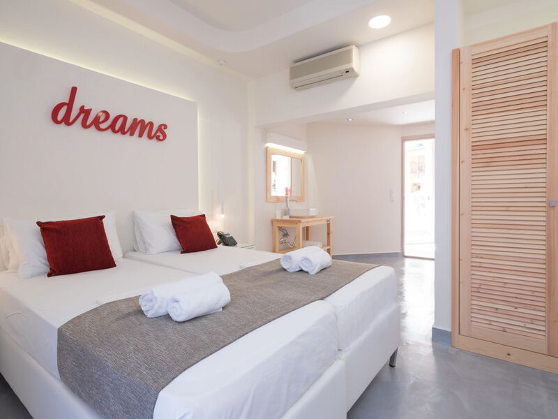 Eva Mare Hotel & Suites