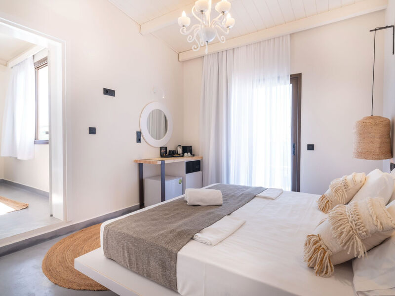 Eva Mare Hotel & Suites