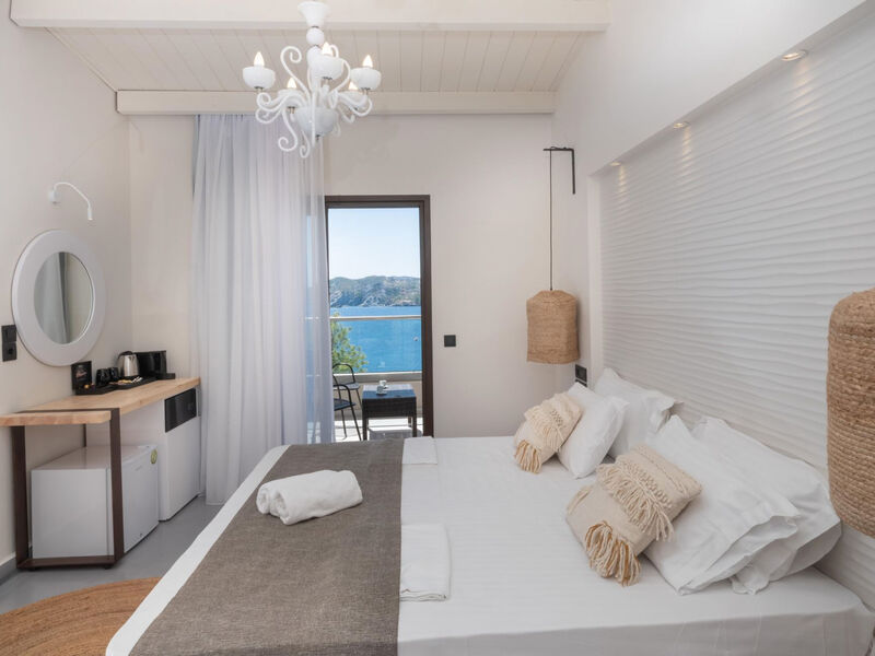 Eva Mare Hotel & Suites