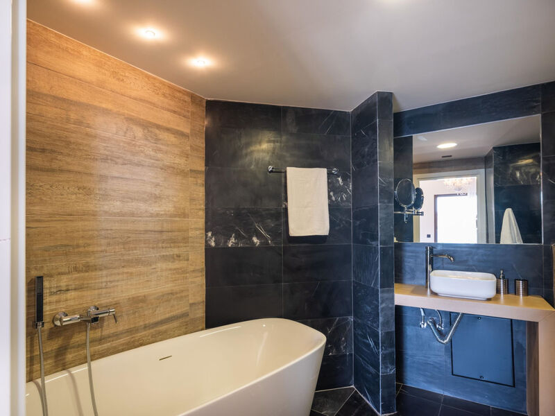 Eva Mare Hotel & Suites