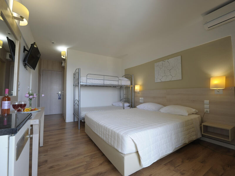 Evia Riviera