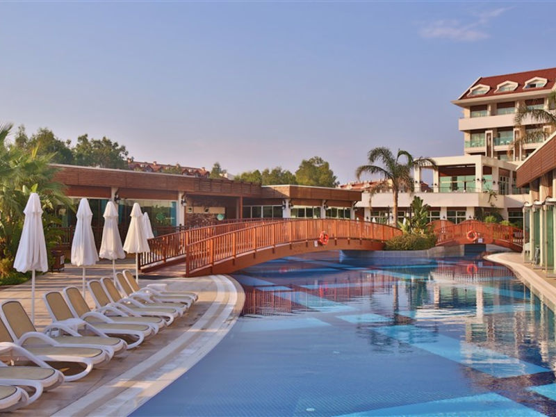 Evren Beach Resort & Spa