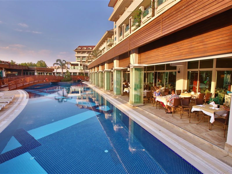 Evren Beach Resort & Spa