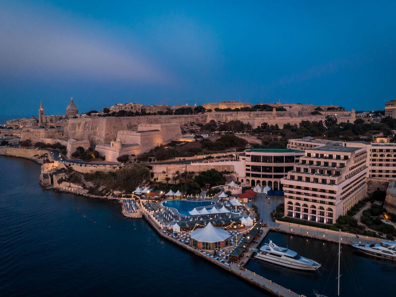 Grand Excelsior