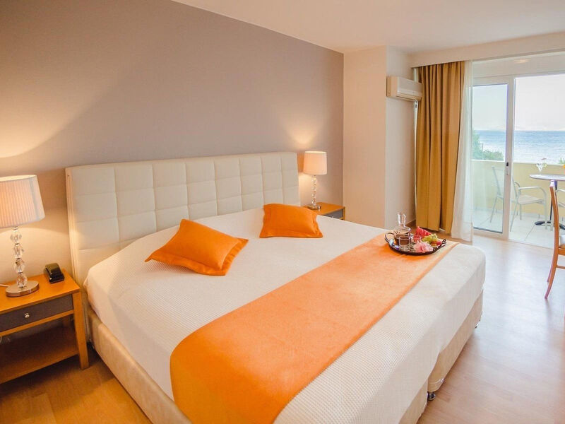 Faedra Beach Resort